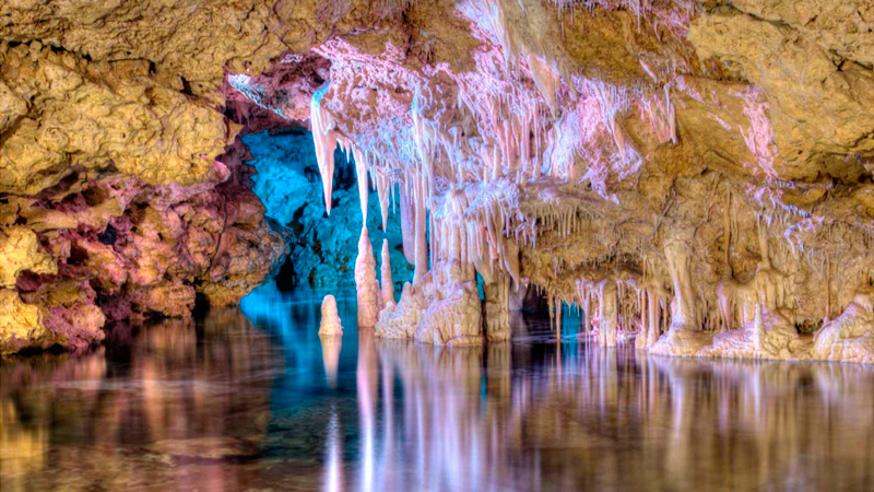 Lago-subterraneo-mallorca-cueva1